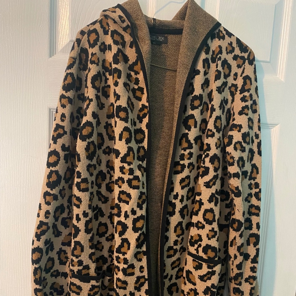 Rachel Zoe Animal Print sweater size Large